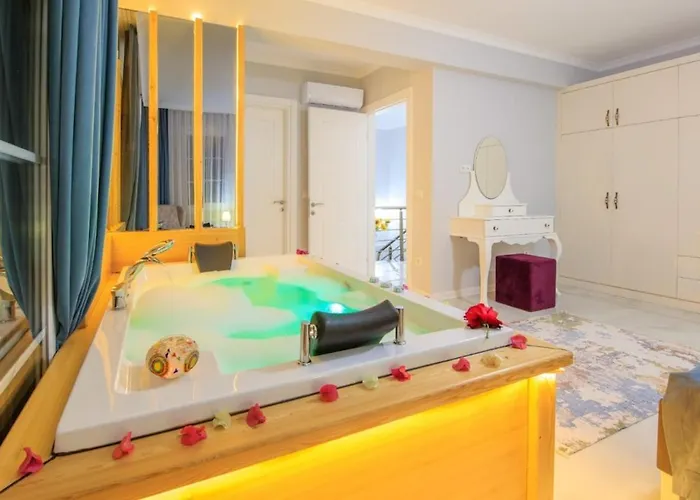 Aysima Goecek-- Peaceful Near The Sea In Gocek Fethiye