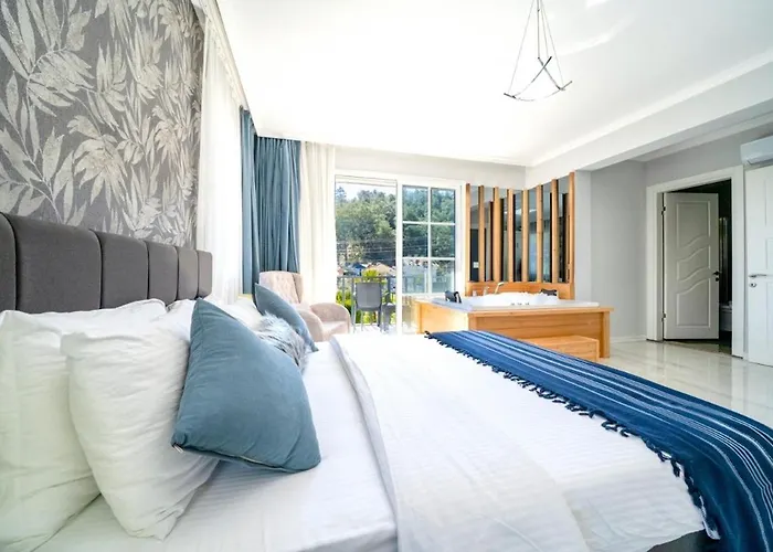 Aysima Goecek-- Peaceful Near The Sea In Gocek