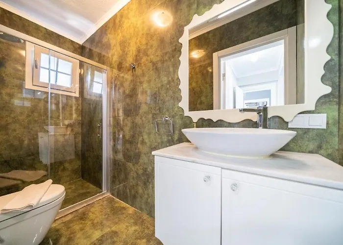 Aysima Goecek-- Peaceful Near The Sea In Gocek