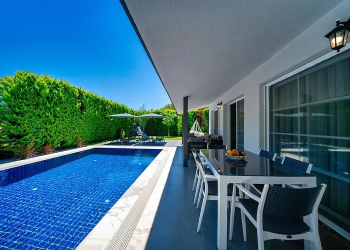 Villa Aysima Goecek-- Peaceful Near The Sea In Gocek Fethiye