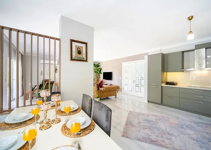 Aysima Goecek-- Peaceful Near The Sea In Gocek Vilă *